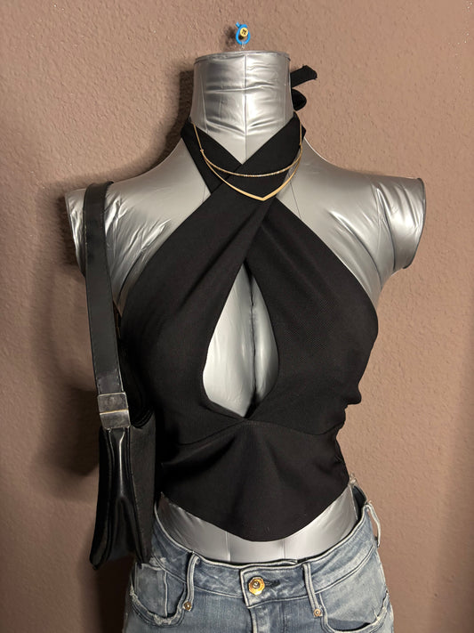 Top noir dos nu croisé – Stradivarius – Taille S